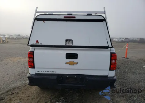 2017 Chevrolet Silverado K1500 z USA, uszkodzony, nr VIN 3GCUKNEC3HG488556